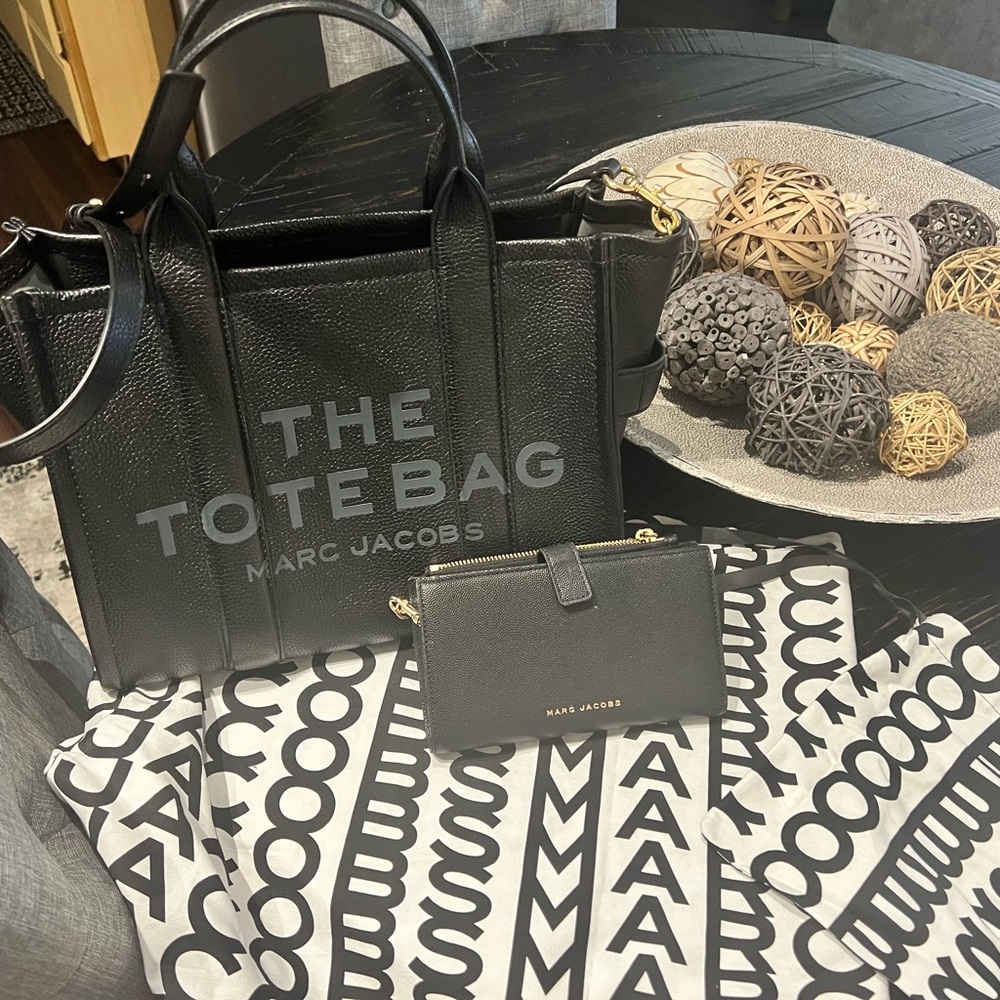 Marc Jacob’s black Leather Tote and Wallet